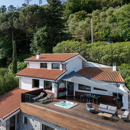 Вілла Spettacolare Vista Isola Terrazza E Idromassaggio Нолі Екстер'єр фото