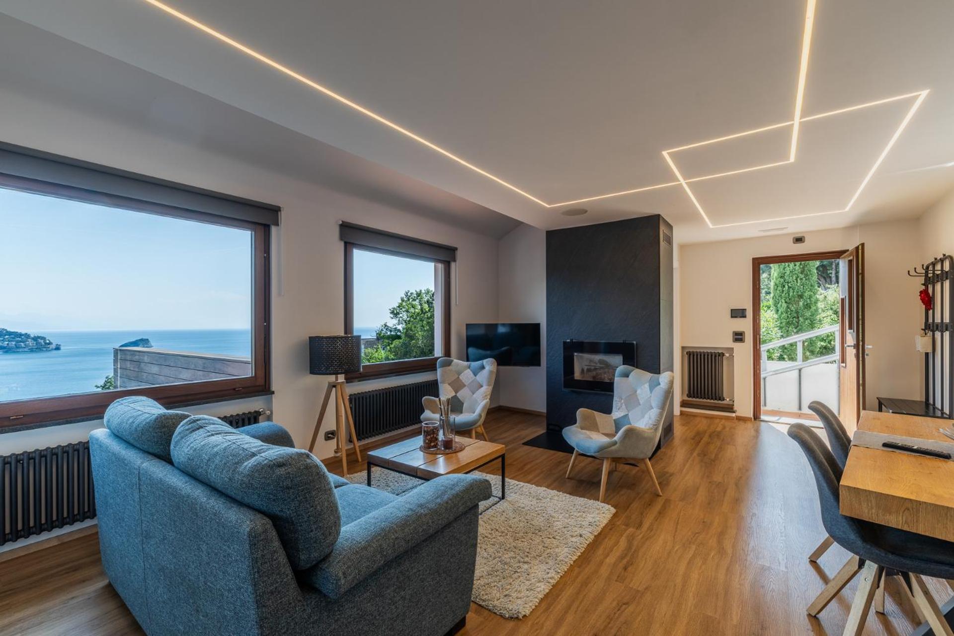 Вілла Spettacolare Vista Isola Terrazza E Idromassaggio Нолі Екстер'єр фото