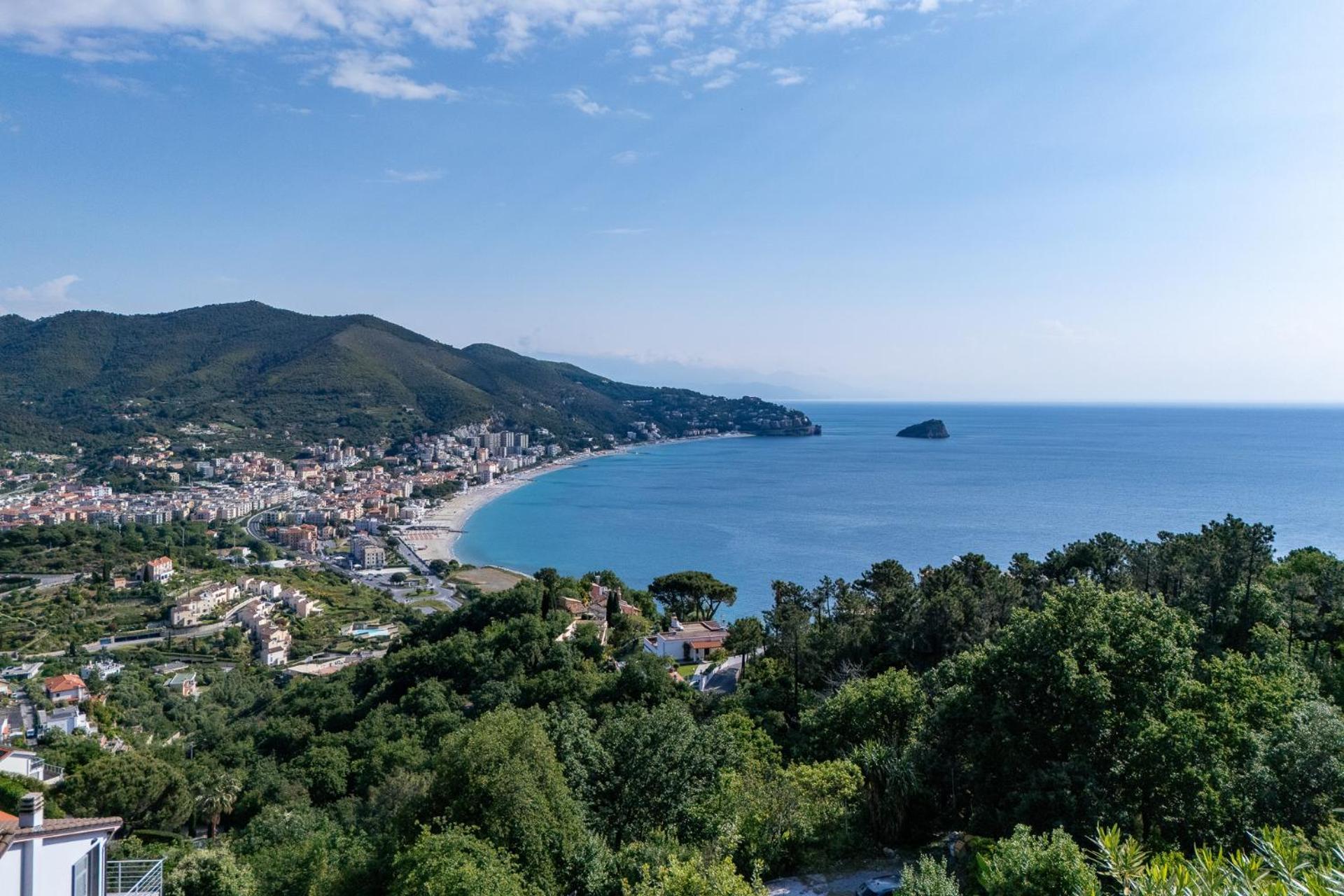 Вілла Spettacolare Vista Isola Terrazza E Idromassaggio Нолі Екстер'єр фото
