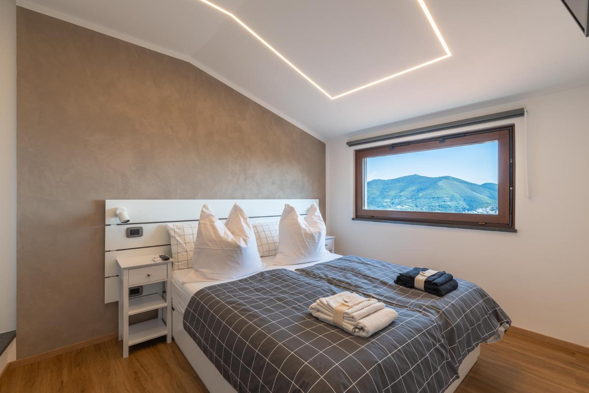Вілла Spettacolare Vista Isola Terrazza E Idromassaggio Нолі Екстер'єр фото